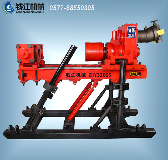 ZDY3200<a href=http://www.qnxok.cn/1.html target='_blank'>全<a href=http://www.qnxok.cn/ target='_blank'>液壓鉆機</a></a>